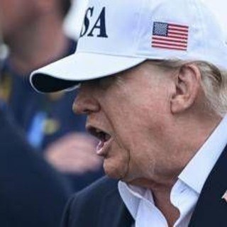 Trump: "Il problema dell'IA è solo il nome: chiamiamola Intelligenza Suprema" Trump: "Il problema dell'IA è solo il nome: chiamiamola Intelligenza Suprema"