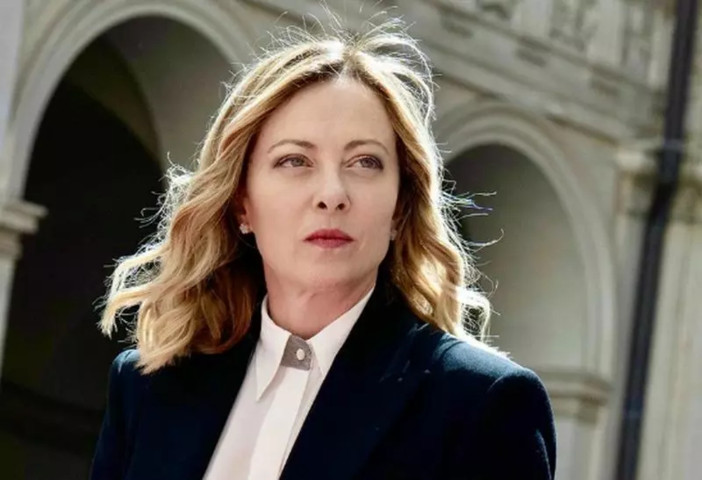 Meloni “Se remiamo tutti nella stessa direzione, l’Italia è più coesa e forte”