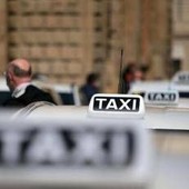 Caro carburanti, protesta dei taxi il 26 ottobre sotto il Mef