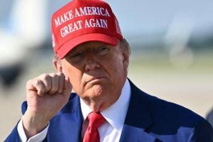 Missili contro base Usa, Trump: &quot;Grazie Iran, ci ha avvertito. Ora pace&quot;