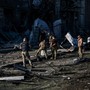 Notte di attacchi incrociati tra Russia e Ucraina, morti e feriti