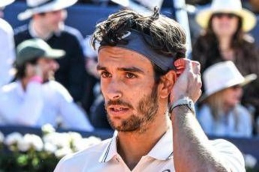 Sorpresa a Barcellona, Musetti eliminato nei quarti da Fils