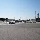 Principio di incendio aereo Easyjet, aeroporto Malpensa momentaneamente chiuso