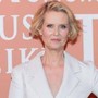 Cynthia Nixon su Trump: &quot;Possiamo vedere tutte le cose orribili che sta cercando di fare&quot;