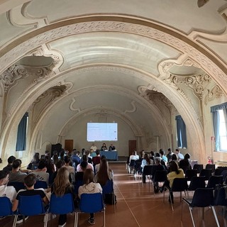 Un momento del workshop all’Archivio di Stato di Asti