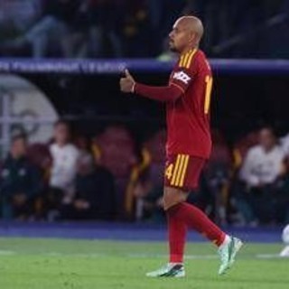 Malen non perdona: il Var conferma la doppietta, Roma sul 3-1 Malen non perdona: il Var conferma la doppietta, Roma sul 3-1