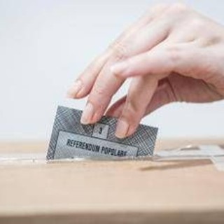 Referendum, Forza Italia presenta disegno di legge per aumento firme