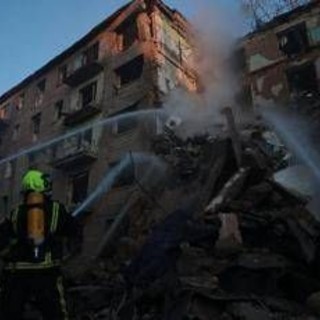 Ucraina, raid russi su Kiev: almeno 5 morti e 20 feriti