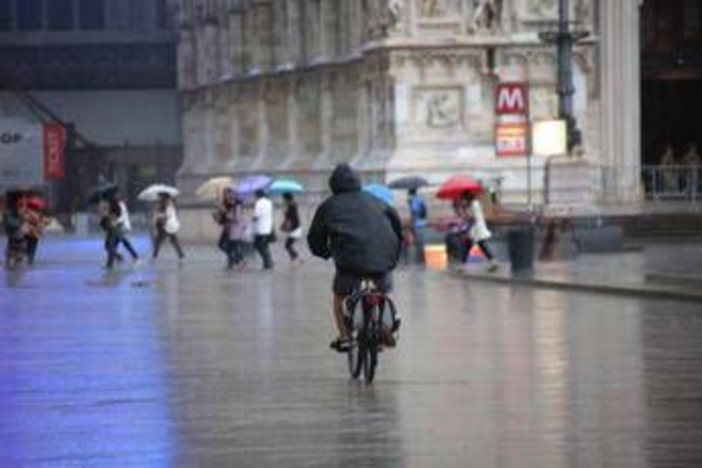 Fine del caldo africano, ma scatta l’allarme meteo: 48 ore di temporali violenti sull’Italia Fine del caldo africano, ma scatta l’allarme meteo: 48 ore di temporali violenti sull’Italia