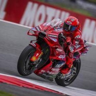 MotoGp, Marc Marquez domina anche ad Assen. Bagnaia terzo