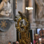 A Napoli si ripete il miracolo della liquefazione del sangue di San Gennaro A Napoli si ripete il miracolo della liquefazione del sangue di San Gennaro