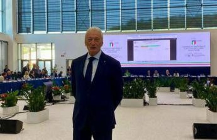 Coni, Luciano Buonfiglio è il nuovo presidente: &quot;Lo sport di base al centro&quot;