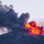 Etna in eruzione, nube di cenere alta 4 chilometri: allerta per il traffico aereo