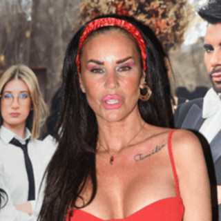 Verissimo, chi è Antonella Mosetti: dalla carriera in tv alle tragedie familiari