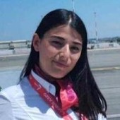 Riaperte indagini sull'hostess morta a Vienna, la zia: "Una luce dopo mesi di buio" Riaperte indagini sull'hostess morta a Vienna, la zia: "Una luce dopo mesi di buio"