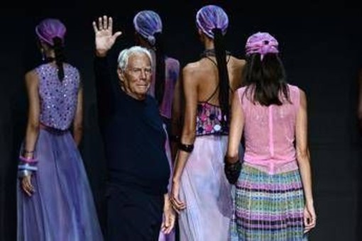 Armani, ecco la divisione dell'eredità: 100% della società alla Fondazione, a Dell'Orco il 40% dei diritti di voto