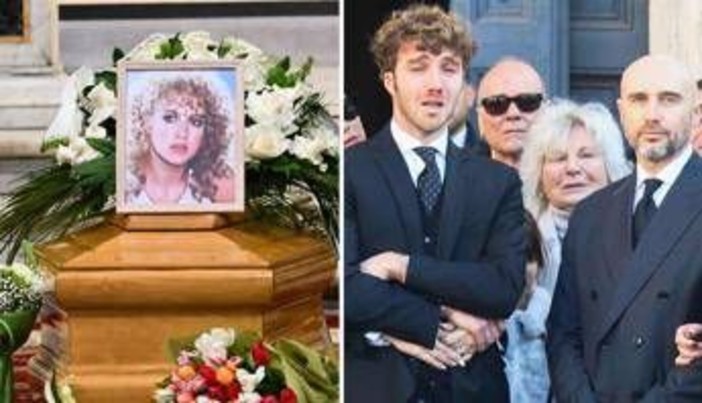 Eleonora Giorgi, i funerali tra applausi e lacrime. Bara in chiesa su note dei Pink Floyd