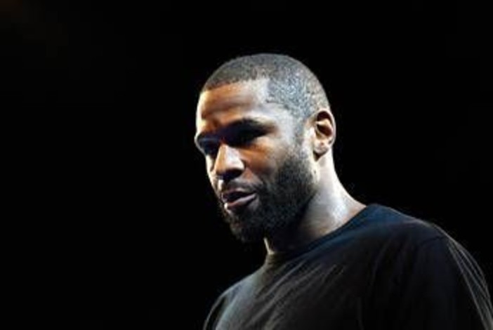 Floyd Mayweather, l’accusa choc: "Mi hanno truffato per 550 milioni di dollari"