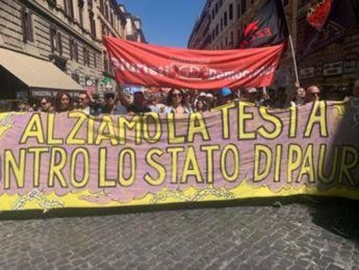 Dl sicurezza, manifestazione a Roma: &quot;Siamo 150mila, questo decreto lo smontiamo&quot;