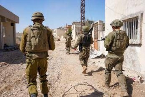 Idf marchia con numeri in fronte i palestinesi fermati in Cisgiordania