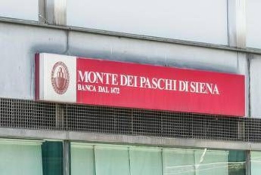 Mps, dal cda no al rilancio di Intesa: "Premio resta inferiore alla media" Mps, dal cda no al rilancio di Intesa: "Premio resta inferiore alla media"