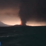 Indonesia, erutta il vulcano Anak Krakatau: chiusi quattro aeroporti, disagi per oltre 270mila passeggeri