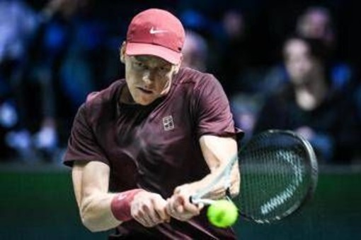 Sinner-Zverev, oggi semifinale a Parigi: orario, precedenti e dove vederla