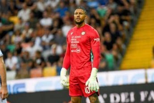 Torino-Udinese, papera clamorosa di Okoye: Kulenovic ringrazia e firma il 2-1