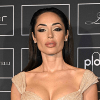 Raffaella Fico oggi a Verissimo, il dramma per la perdita del bambino Raffaella Fico oggi a Verissimo, il dramma per la perdita del bambino