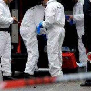 Trieste, trovata sgozzata in casa: fermata una donna dopo inseguimento