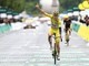 Tour de France, Pogacar trionfa ma Van Aert gli toglie ultima tappa