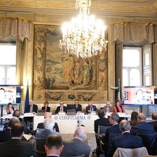 Cresce la logistica aerospaziale, Freight Leaders Council presenta il Quaderno 33