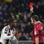 Kalulu espulso in Inter-Juve, Chivu difende arbitro: "Tocco c'è, mani bisogna tenerle in tasca" Kalulu espulso in Inter-Juve, Chivu difende arbitro: "Tocco c'è, mani bisogna tenerle in tasca"