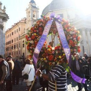 Eleonora Giorgi, oggi i funerali: feretro a Piazza del Popolo accolto dagli applausi