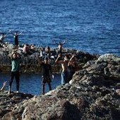 Migranti, Ue: "Controlli frontiera Italia-Spagna temporanei". Nuovo attacco di Madrid a Roma
