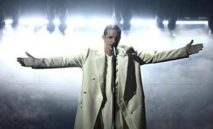 Sanremo, la mamma di Achille Barosi: "Il dolore è un macigno, omaggio aiuti a ricordare Crans-Montana" Sanremo, la mamma di Achille Barosi: "Il dolore è un macigno, omaggio aiuti a ricordare Crans-Montana"