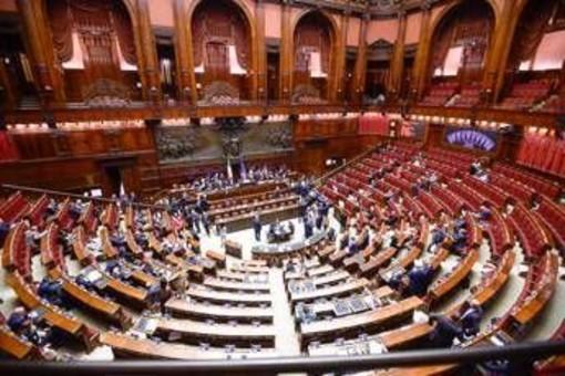Legge elettorale, dalla Camera via libera alla fiducia su art.1 e 2. Opposizioni: "Incostituzionale" Legge elettorale, dalla Camera via libera alla fiducia su art.1 e 2. Opposizioni: "Incostituzionale"