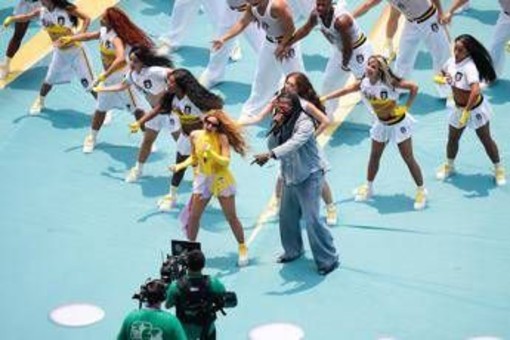 Mondiali 2026, cerimonia apertura interrotta. Rai: "Errore nel timing"
