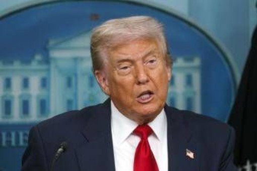 Trump: &quot;Israele e Hamas hanno firmato prima fase accordo di pace&quot;