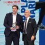 Milito premiato per il Fair Play: "Contano i valori più dei trofei" Milito premiato per il Fair Play: "Contano i valori più dei trofei"