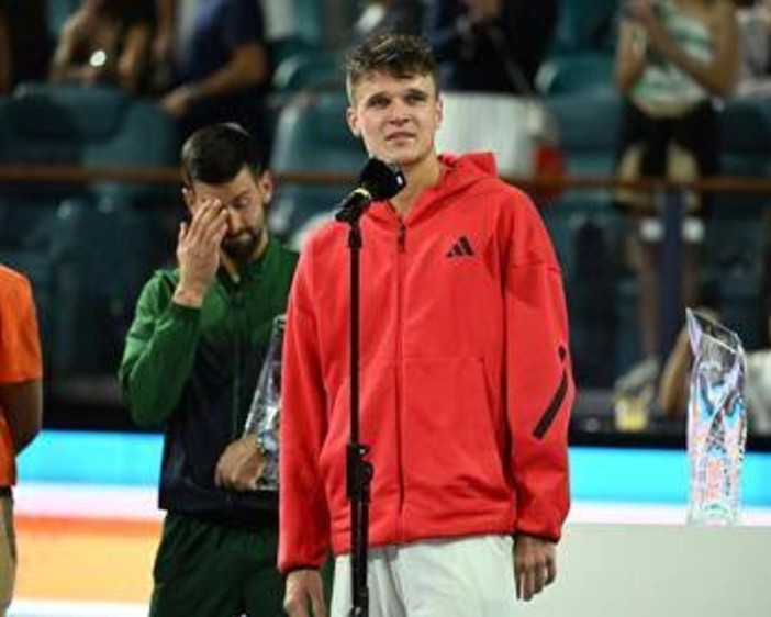 Mensik, dal possibile ritiro al trionfo a Miami: &quot;Merito del fisioterapista&quot;