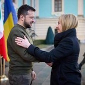 Ucraina, Meloni sente Zelensky: "Sostegno a piano Usa, presto invio forniture" Ucraina, Meloni sente Zelensky: "Sostegno a piano Usa, presto invio forniture"