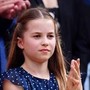 La principessa Charlotte compie 10 anni, gli auguri di William e Kate con una foto inedita