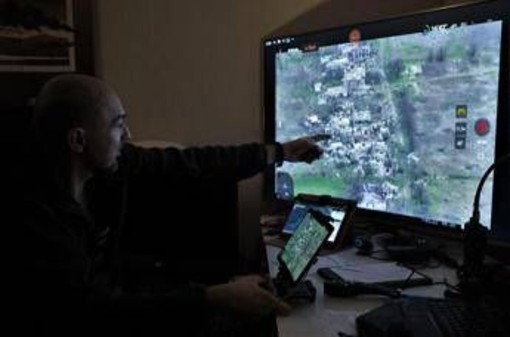 Ucraina, il &quot;successo straordinario&quot; dell'attacco con droni in Russia: l'analisi