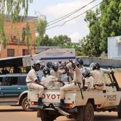 Niger, caos a Niamey: esplosioni e spari, interrotte trasmissioni tv Niger, caos a Niamey: esplosioni e spari, interrotte trasmissioni tv