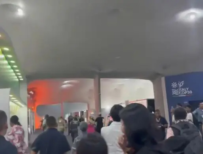 Incendio alla COP30 dell’Onu vicino al Padiglione Italia, conferenza evacuata Incendio alla COP30 dell’Onu vicino al Padiglione Italia, conferenza evacuata