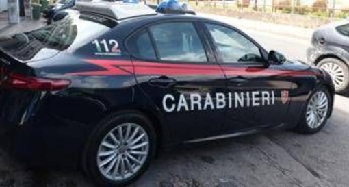 Cuneo, sente rumori nel cortile di casa: spara contro ladri e ne uccide uno. E' indagato per omicidio