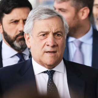 Libano, Tajani “Hezbollah ha grandissima responsabilità, rispetti accordi”