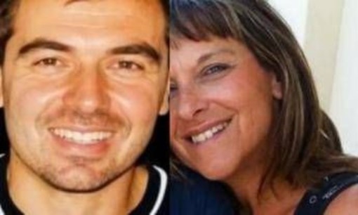 Uccide moglie e figlio 14enne poi si suicida a Finale Ligure, l'allarme lanciato dal datore di lavoro e il biglietto: cosa sappiamo Uccide moglie e figlio 14enne poi si suicida a Finale Ligure, l'allarme lanciato dal datore di lavoro e il biglietto: cosa sappiamo