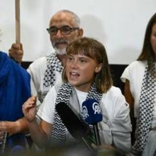 Flotilla, altri 161 attivisti espulsi da Israele. Media: &quot;Netanyahu ordinò attacchi, droni da sottomarino&quot;